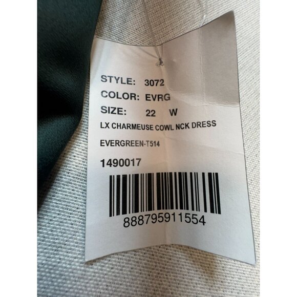 Dessy Collection Women's Satin Cowl Neck Bridesmaid Maxi Dress Size 22 W Green - Picture 3 of 12